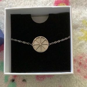 Aromatherapy bracelet, anklet Silvertone